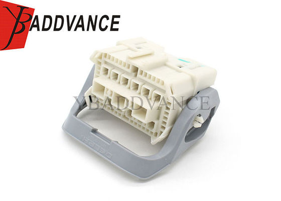 57 Pin White  Auto Electrical Connectors With Terminals